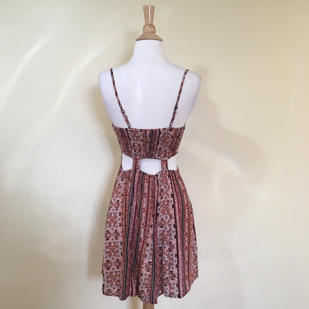 💥 CLEARANCE Boho Cut Out Midriff Floral Stripe Dress - Picture 4 of 6